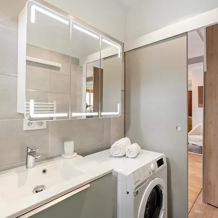 Appartement Gare De Lyon - Premium With Lift For 4 Parijs