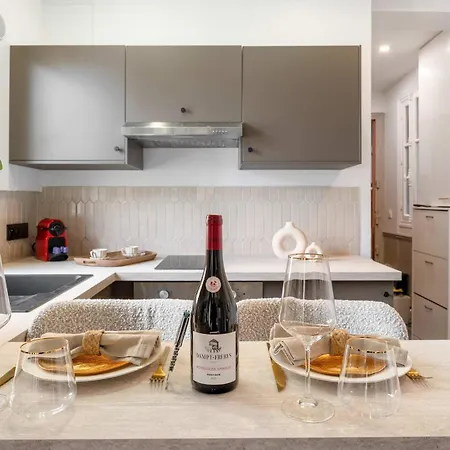 Gare De Lyon - Premium With Lift For 4 Appartement Parijs