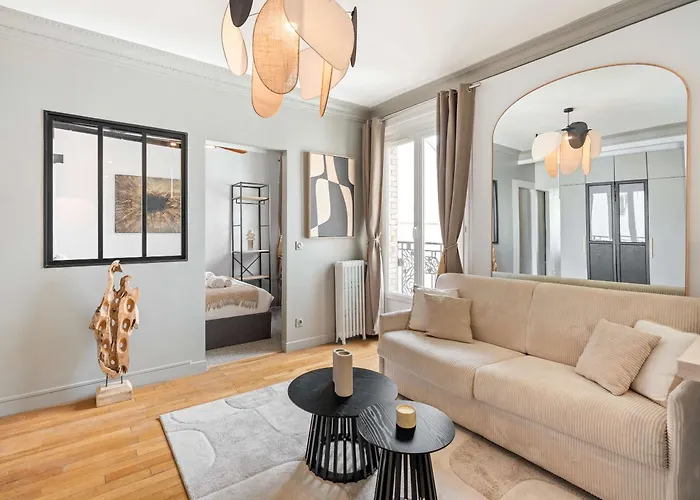 Gare De Lyon - Premium With Lift For 4 Париж