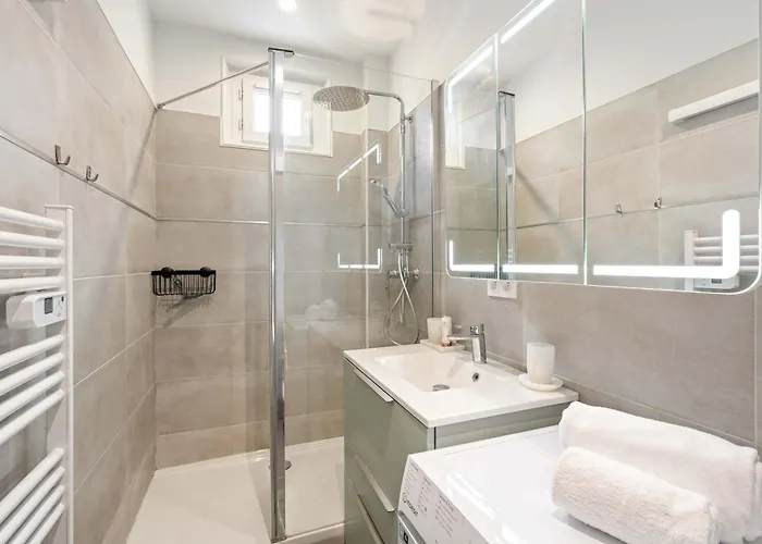 Апартаменты Gare De Lyon - Premium With Lift For 4 *