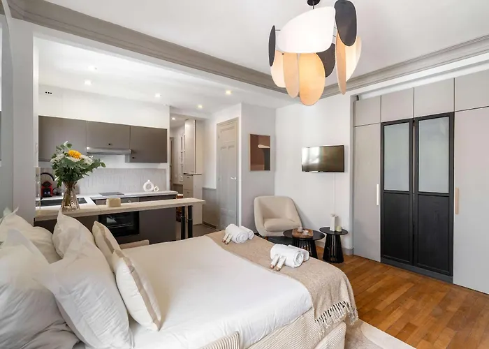 Gare De Lyon - Premium With Lift For 4 * Париж